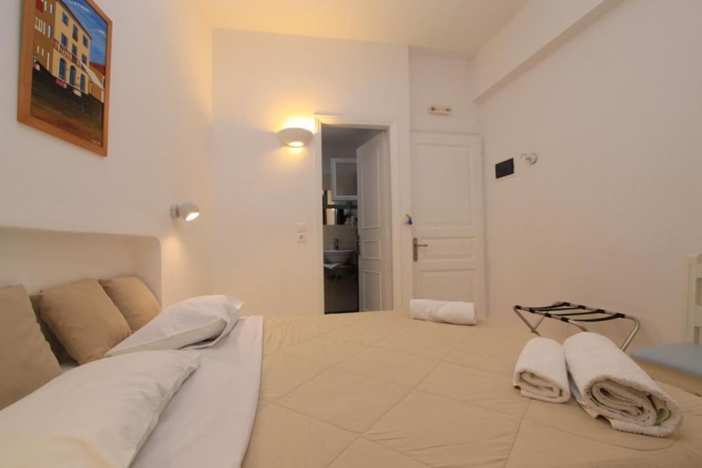 Sea Side Beach Hotel Kamári エクステリア 写真