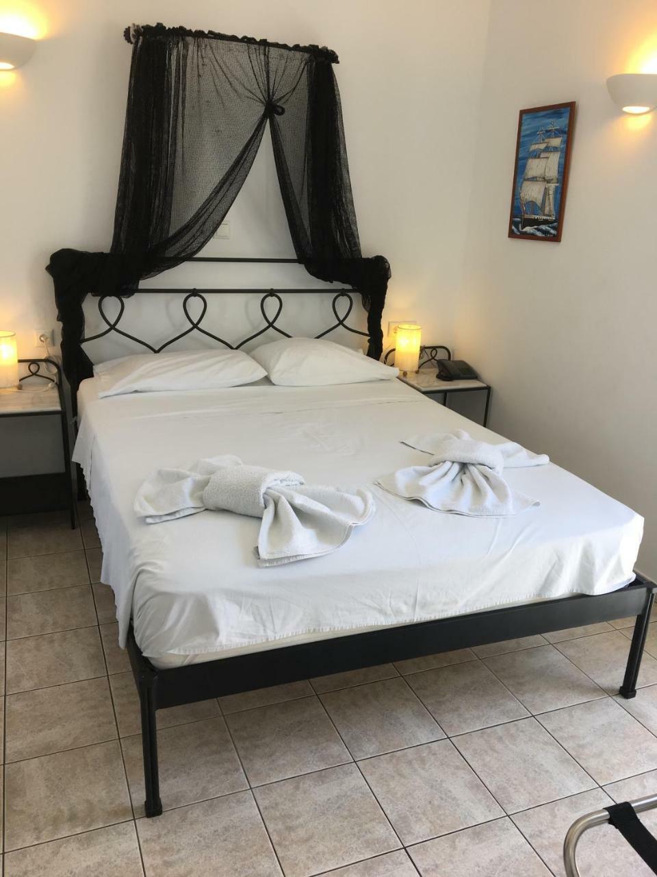 Sea Side Beach Hotel Kamári エクステリア 写真